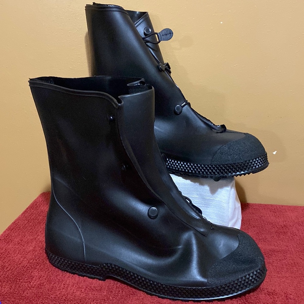 Waterproof rubber boots size extra large for wearing over regular shoes